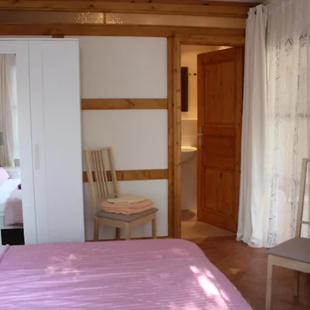 Gemuetliches Doppelzimmer In Mit Garten Und Terrasse Apartment Pirna