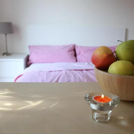 Apartment Gemuetliches Doppelzimmer In Mit Garten Und Terrasse